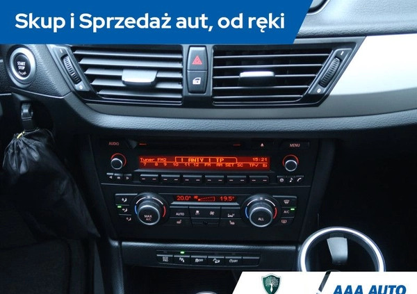 BMW X1 cena 61500 przebieg: 137599, rok produkcji 2015 z Zbąszyń małe 301